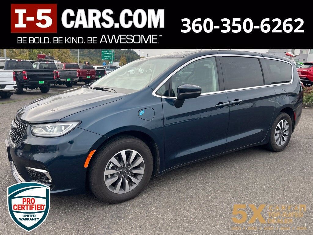 2023 CHRYSLER Pacifica