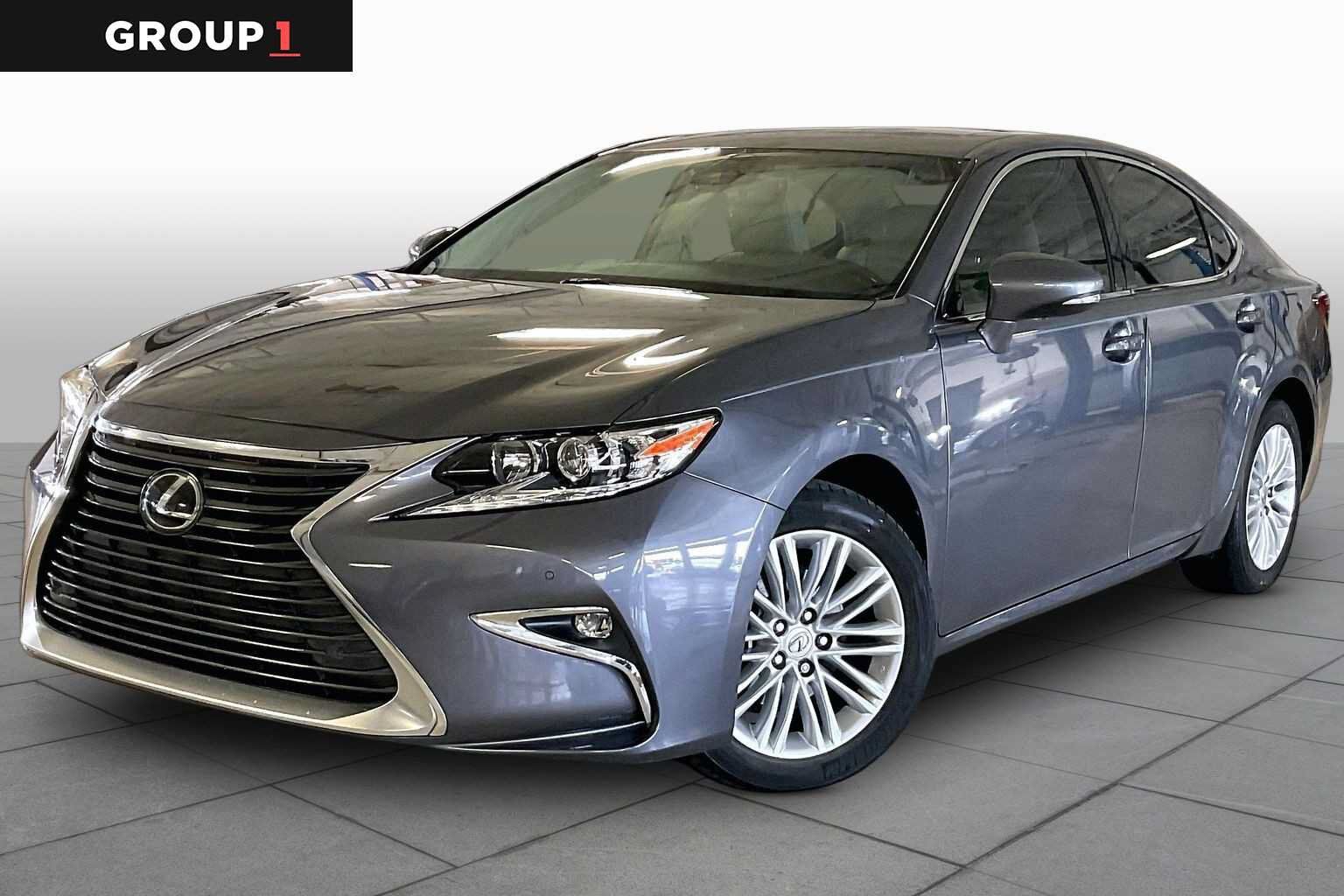 2017 LEXUS ES