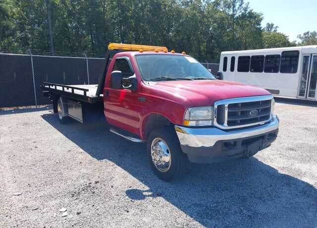 2004 FORD F-550