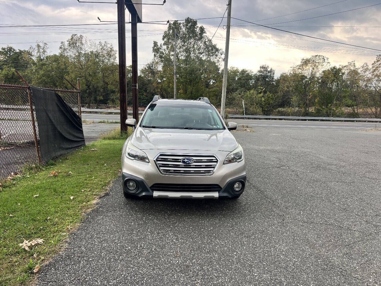 2015 SUBARU Outback