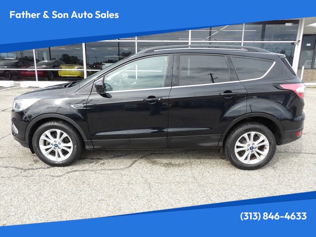 2018 FORD Escape