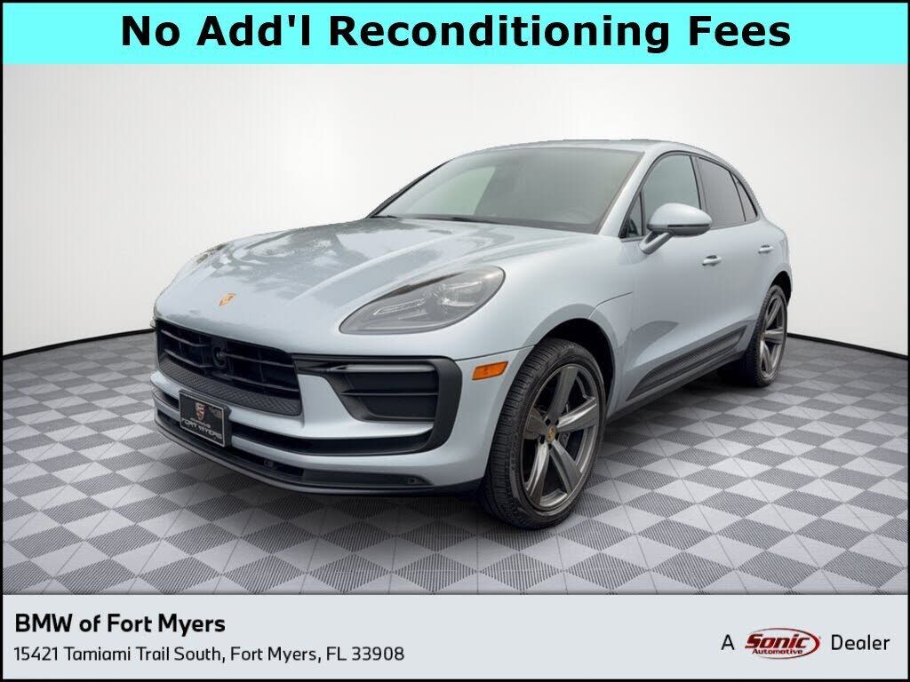 2023 PORSCHE Macan