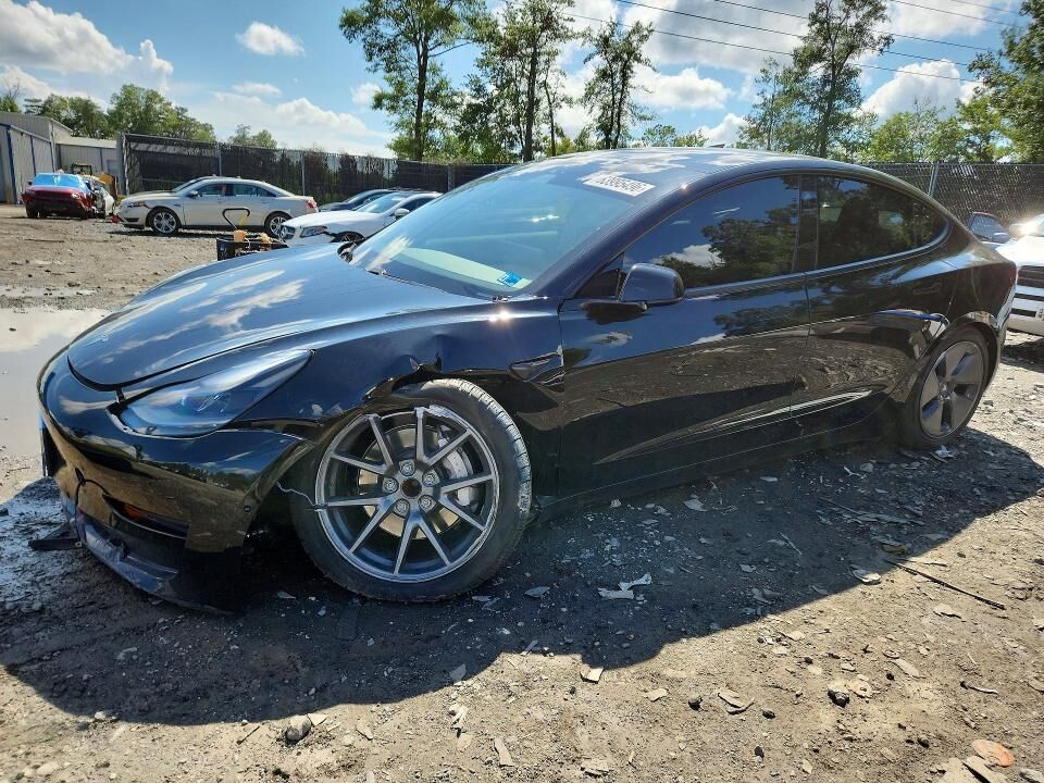 2021 TESLA Model 3