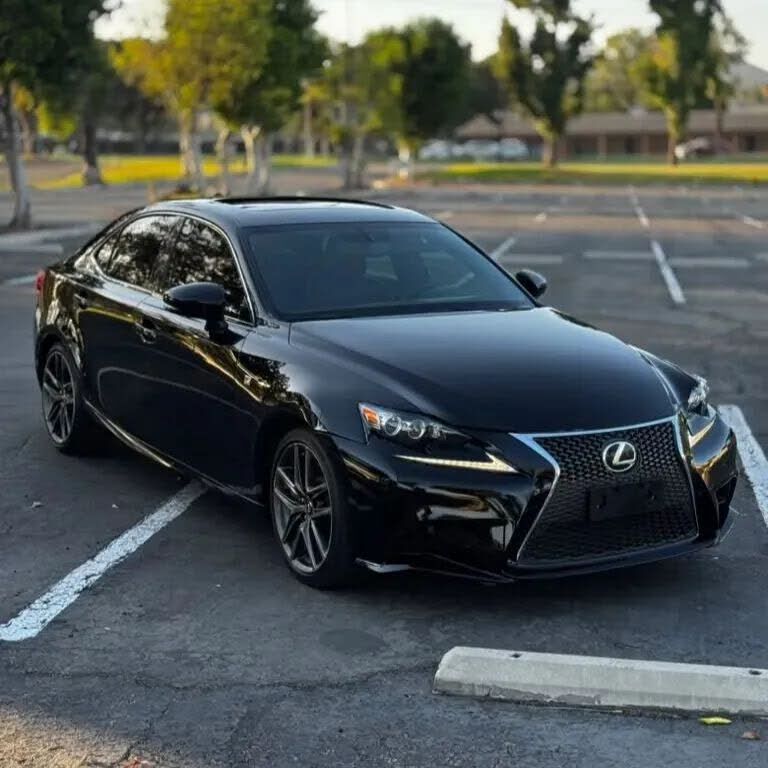 2016 LEXUS IS