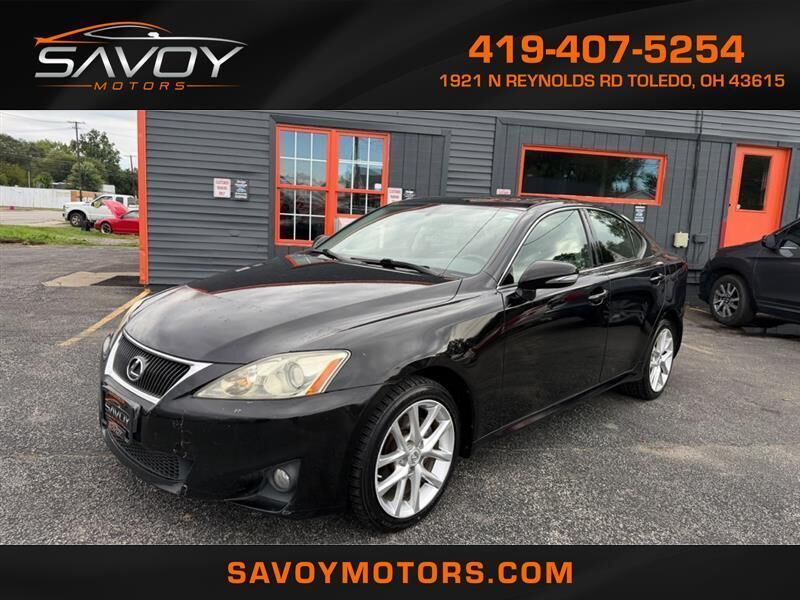 2011 LEXUS IS