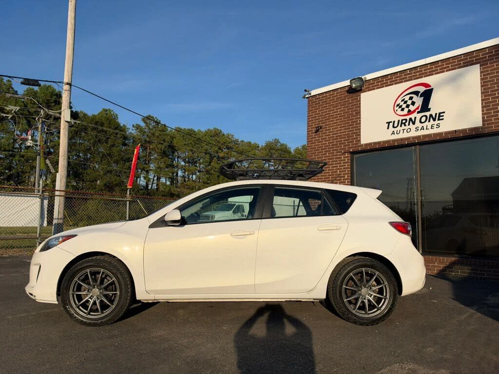2012 MAZDA Mazda3