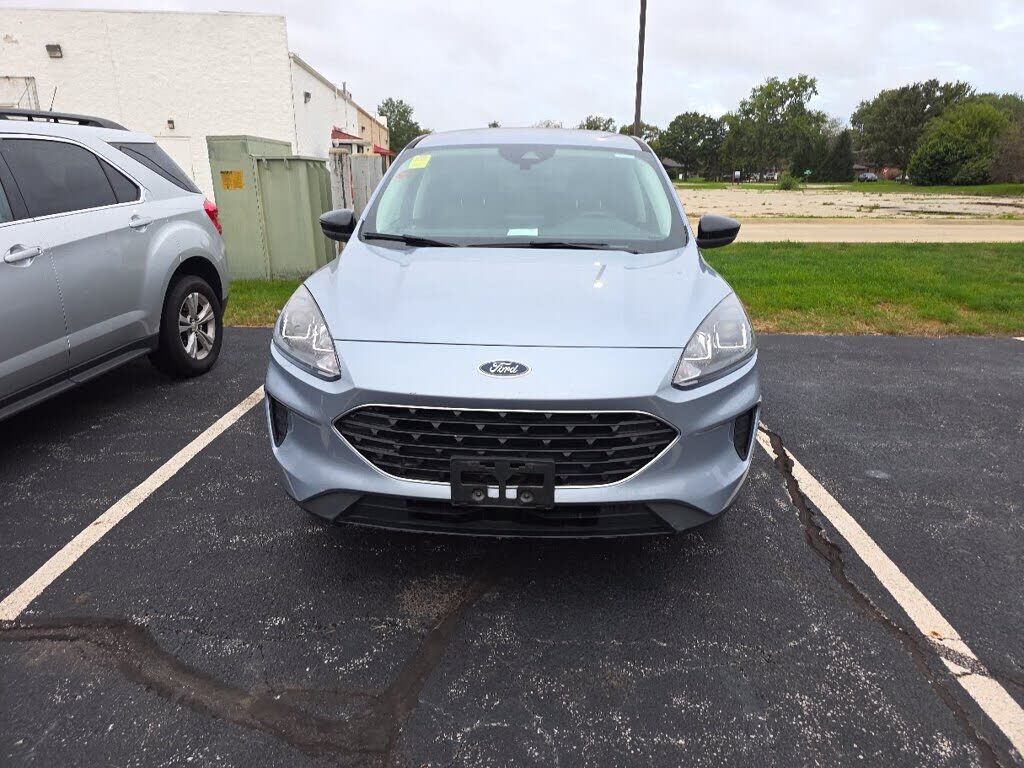 2022 FORD Escape