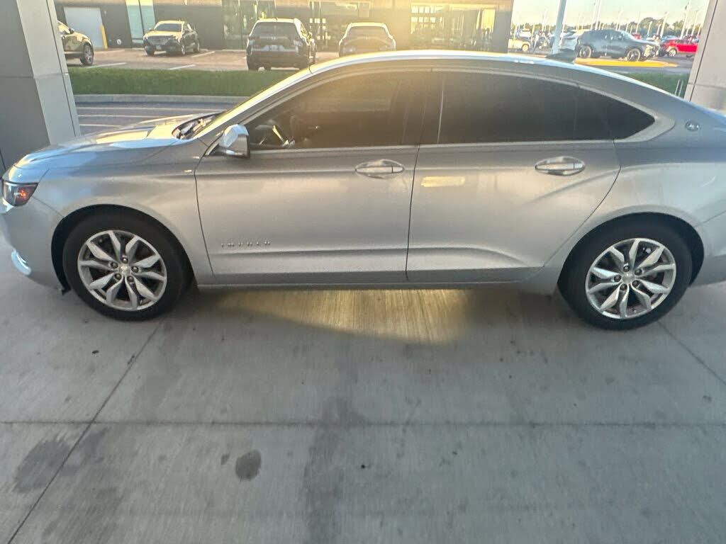 2017 CHEVROLET Impala
