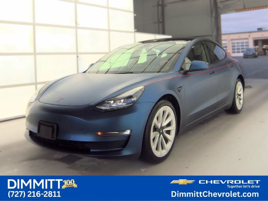 2022 TESLA Model 3