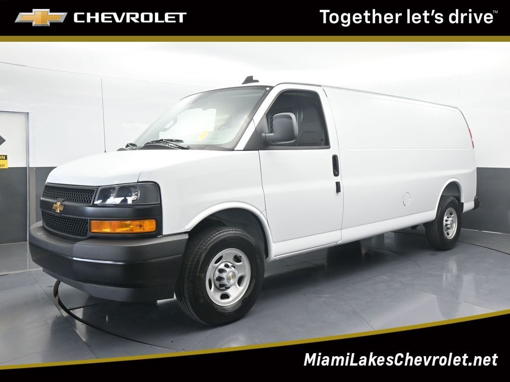 2025 CHEVROLET Express