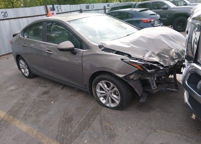 2019 CHEVROLET Cruze