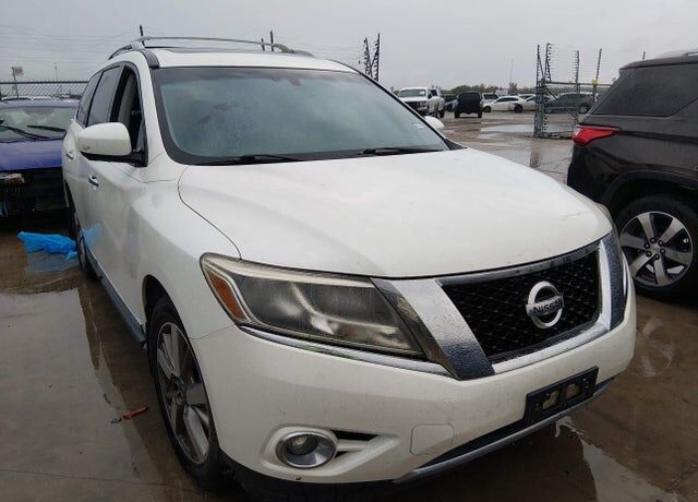 2015 NISSAN Pathfinder