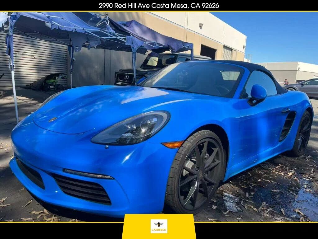 2024 PORSCHE 718