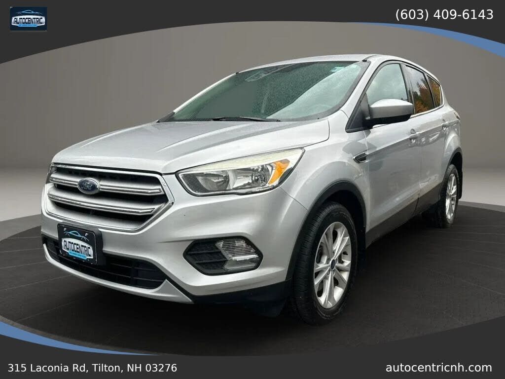 2017 FORD Escape