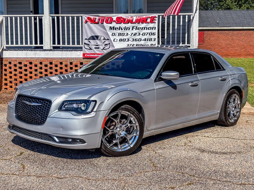 2020 CHRYSLER 300