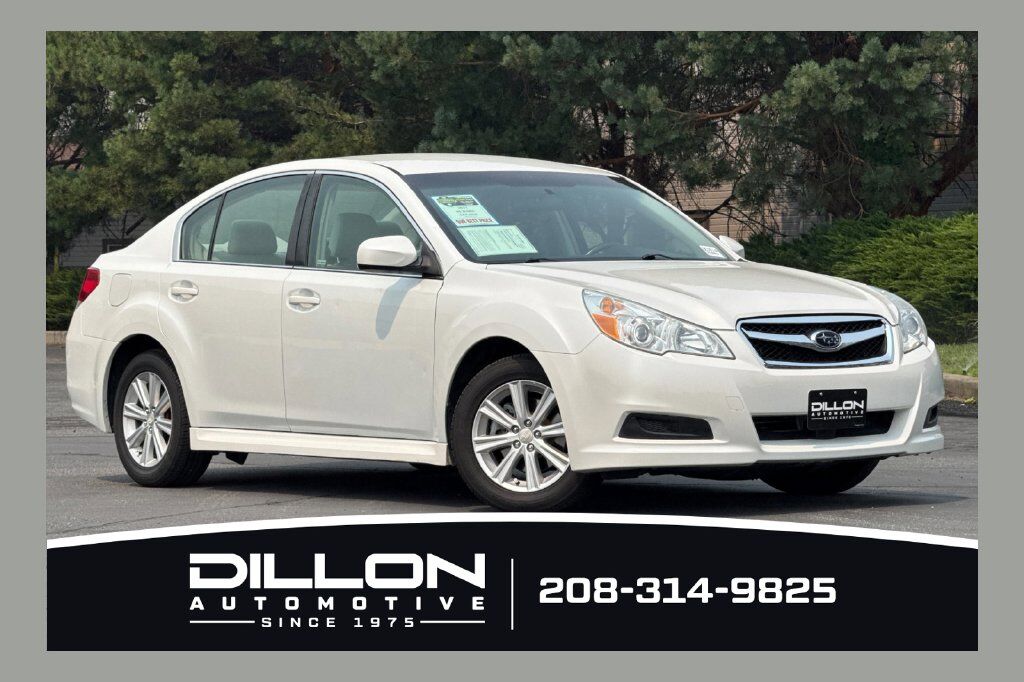 2011 SUBARU Legacy