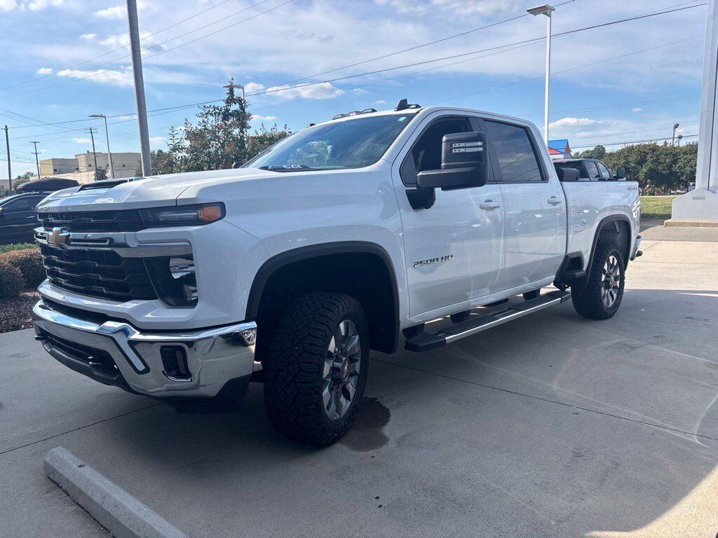 2024 CHEVROLET Silverado HD