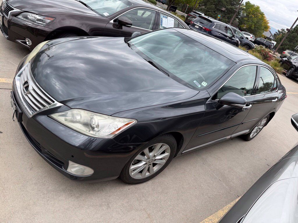 2011 LEXUS ES