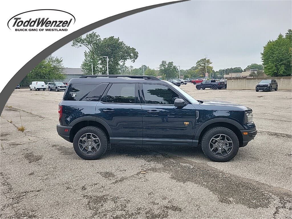 2022 FORD Bronco