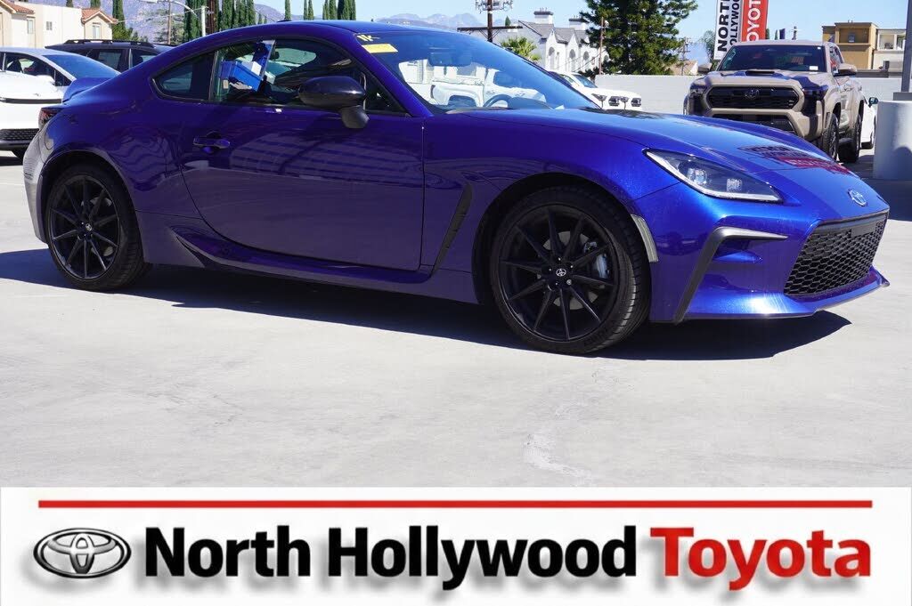 2025 TOYOTA GR86