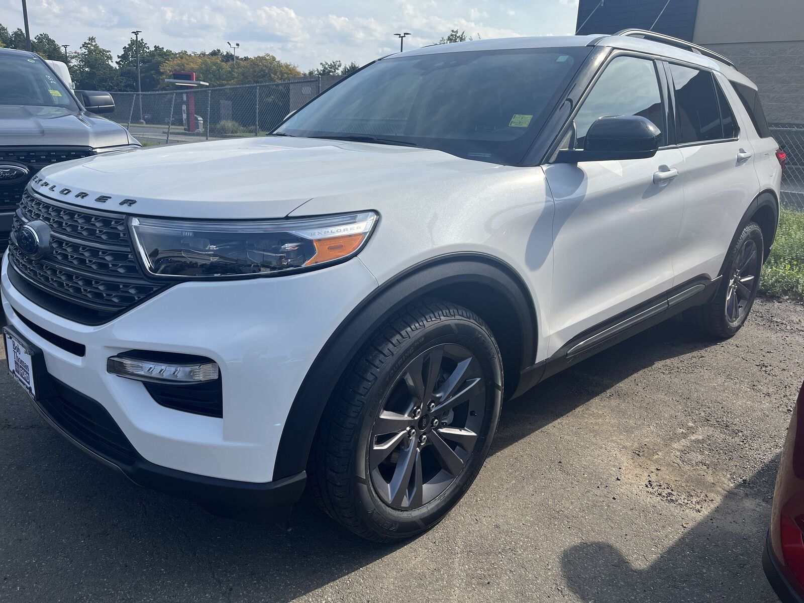 2023 FORD Explorer