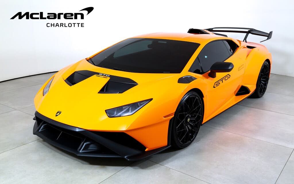 2022 LAMBORGHINI Huracan STO