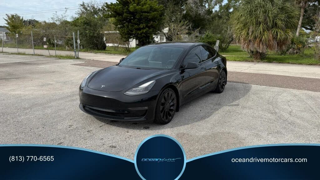 2021 TESLA Model 3