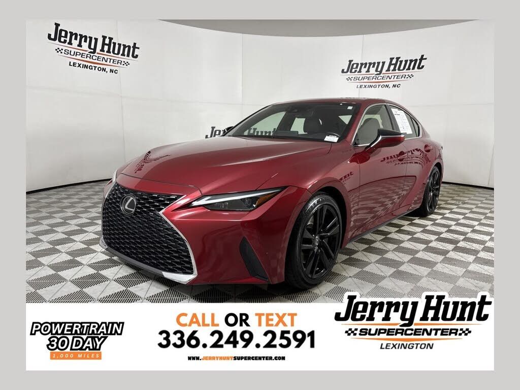 2021 LEXUS IS