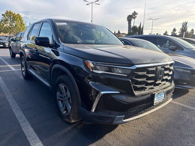 2023 HONDA Pilot