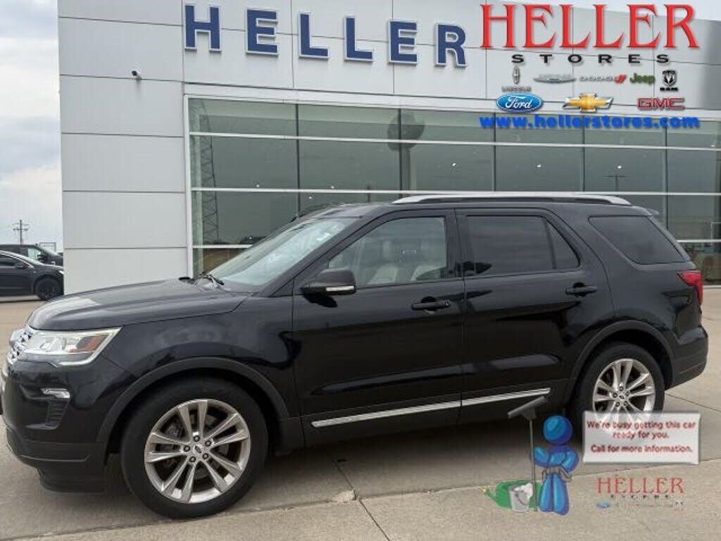 2019 FORD Explorer