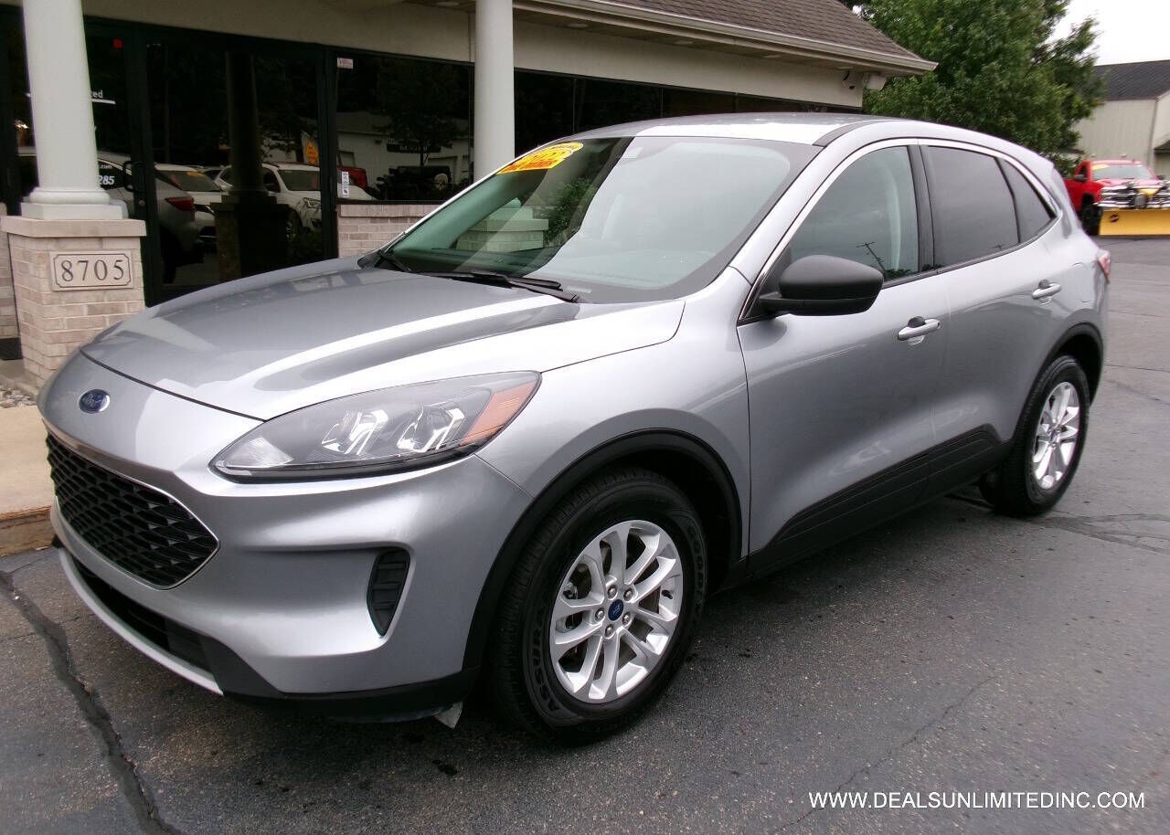 2022 FORD Escape