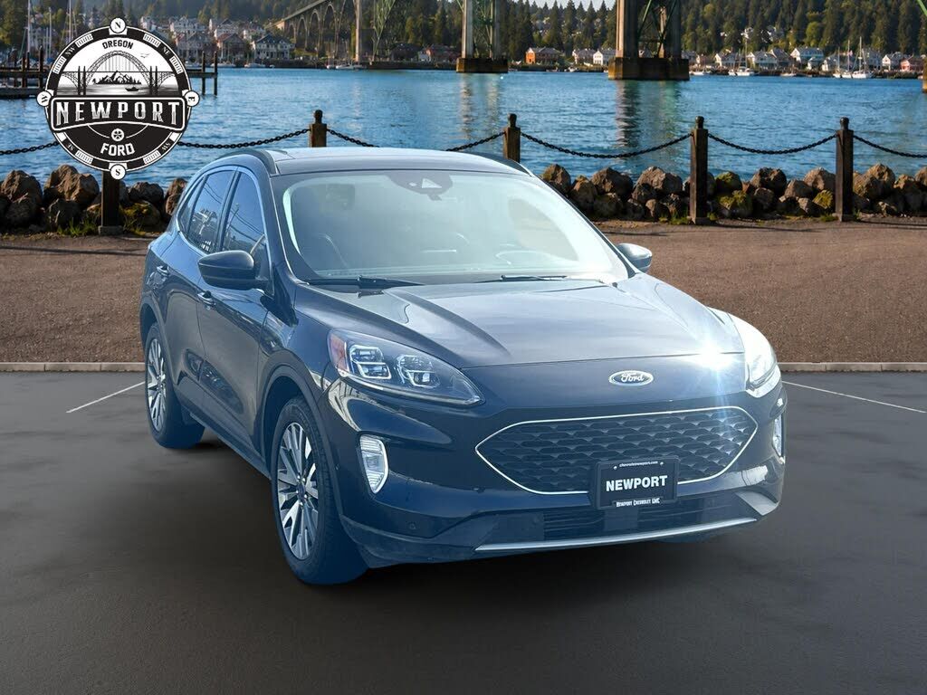 2021 FORD Escape