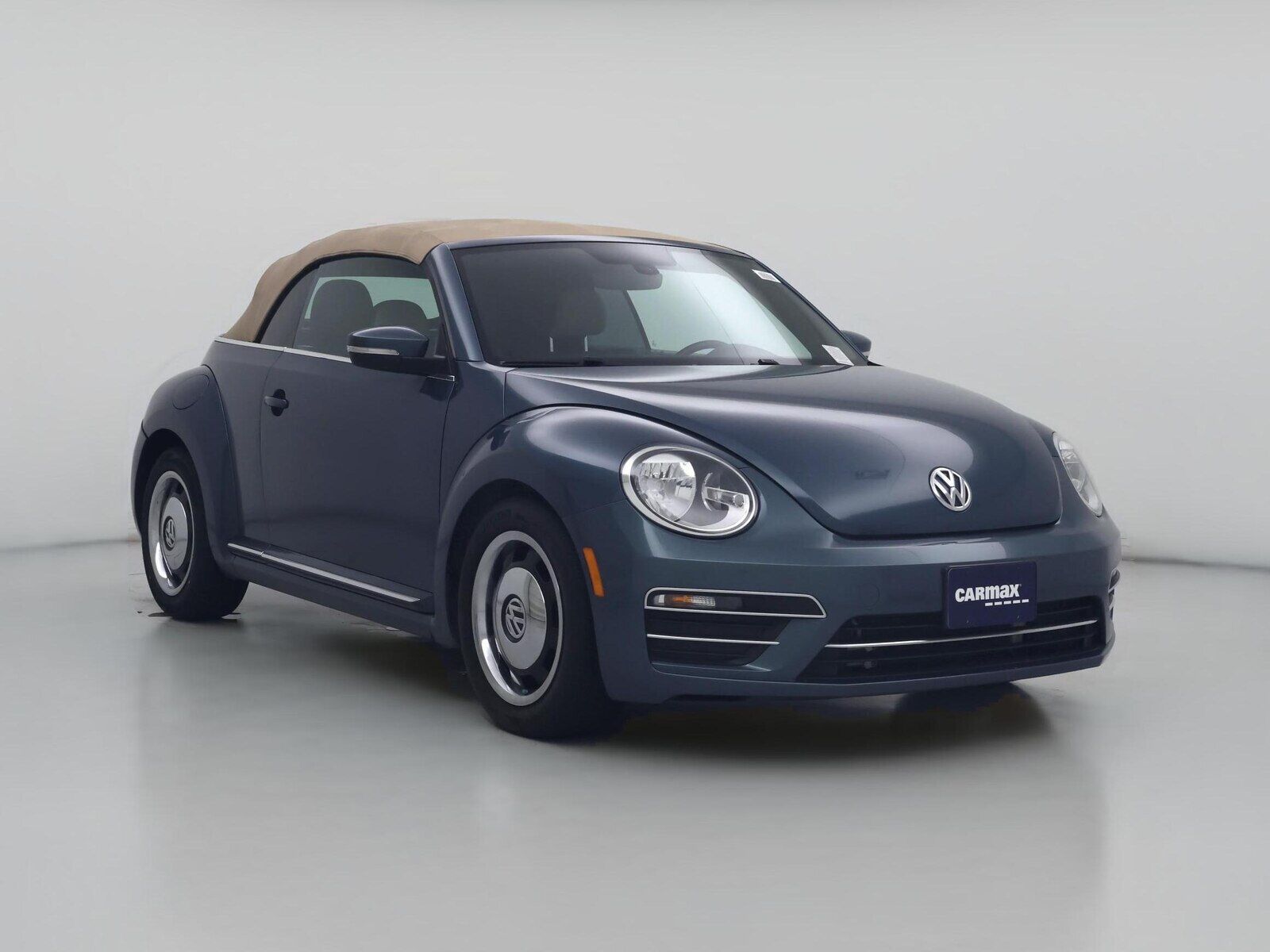 2018 VOLKSWAGEN Beetle