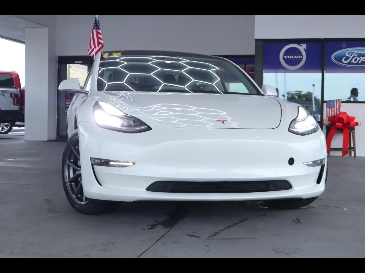 2019 TESLA Model 3
