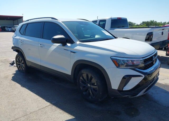 2024 VOLKSWAGEN Taos