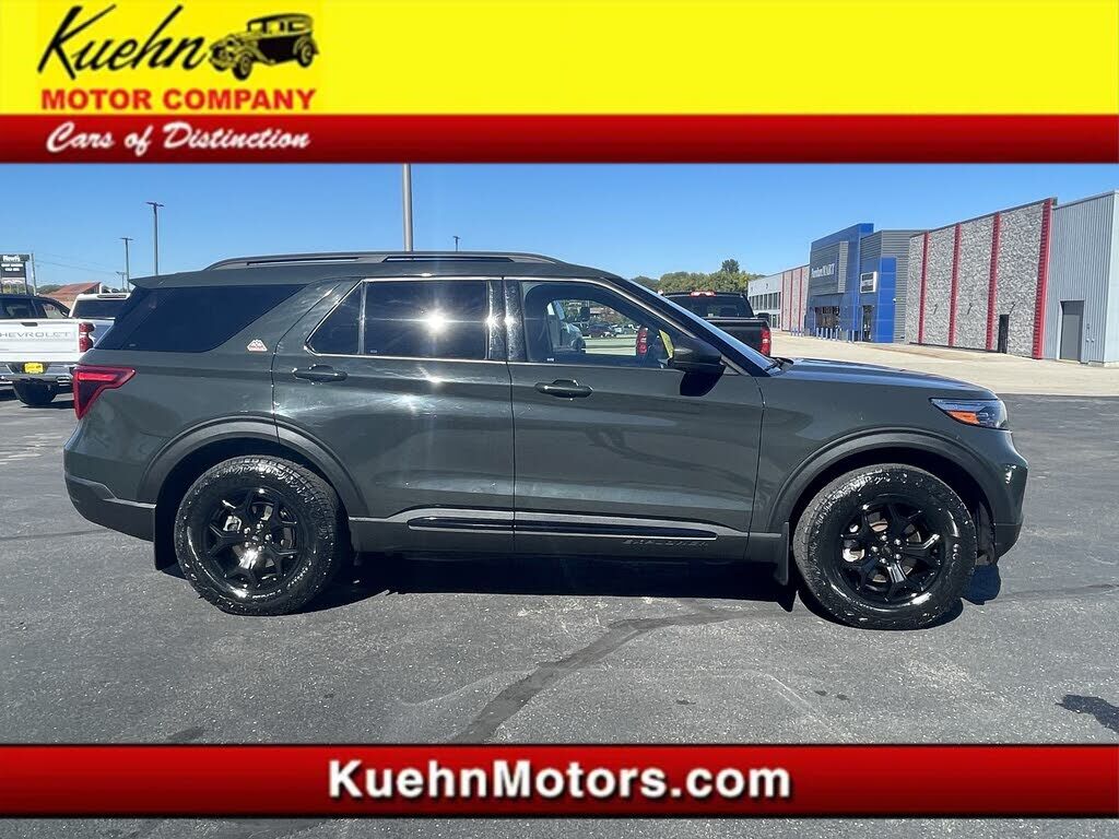 2021 FORD Explorer