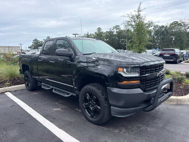 2017 CHEVROLET Silverado