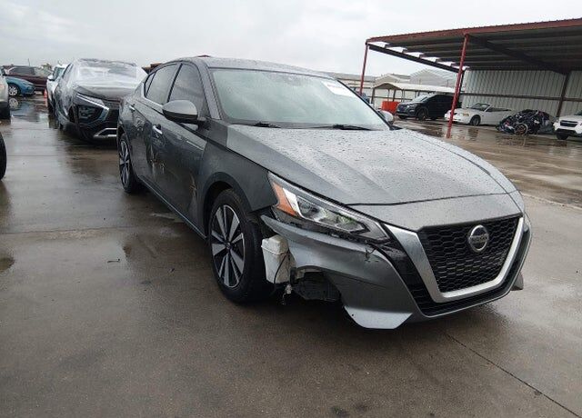 2021 NISSAN Altima