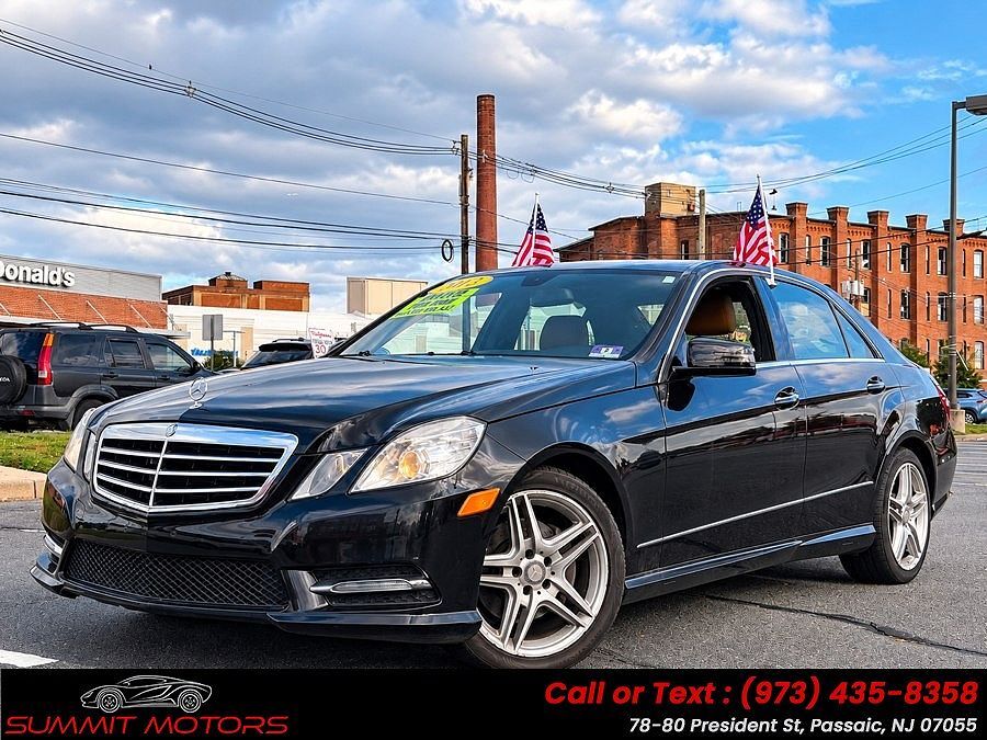 2013 MERCEDES-BENZ E-Class