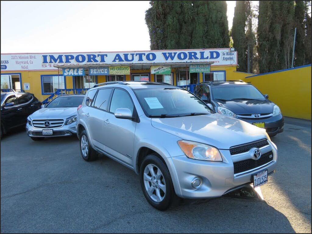 2011 TOYOTA RAV4
