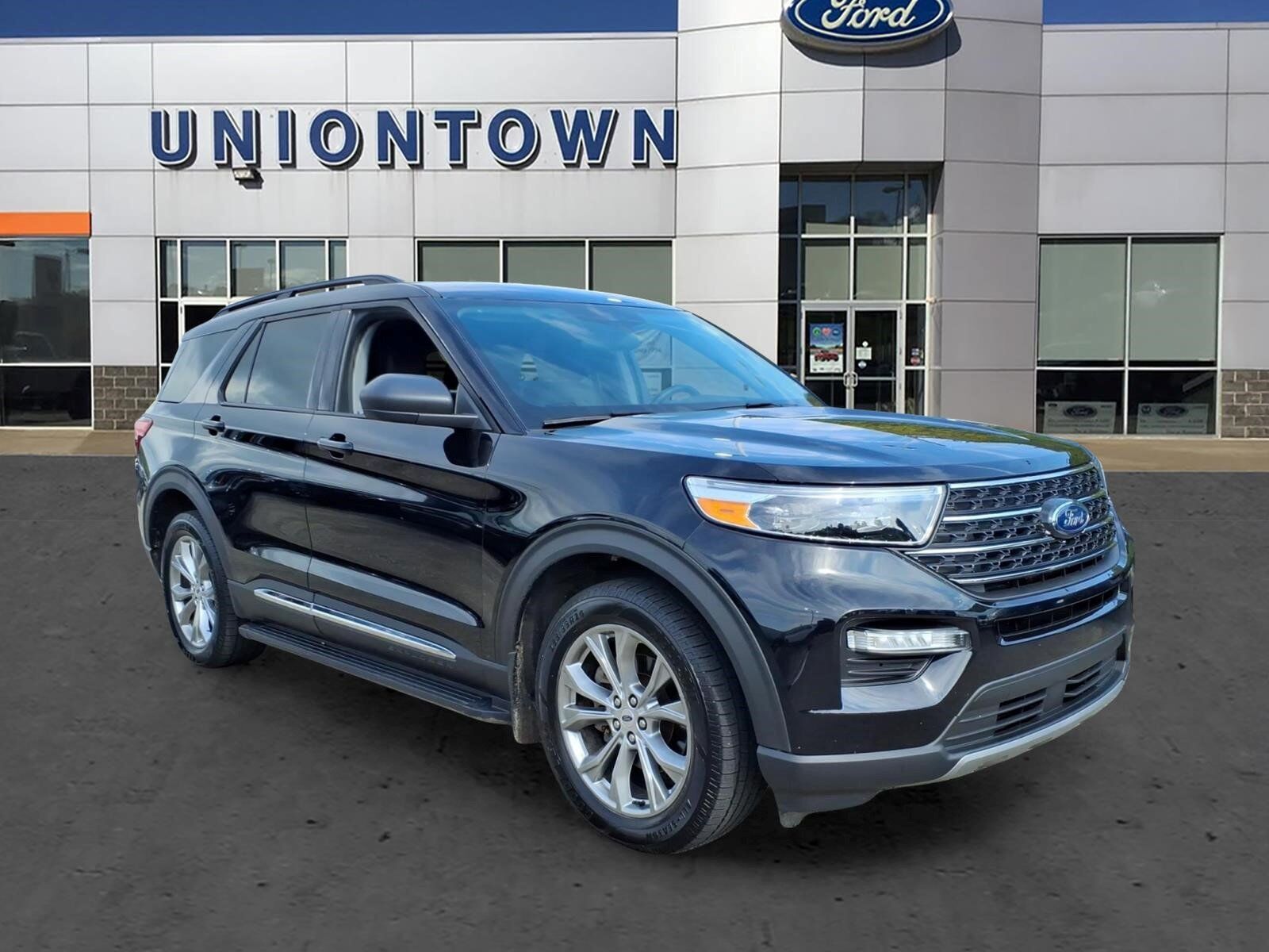2023 FORD Explorer