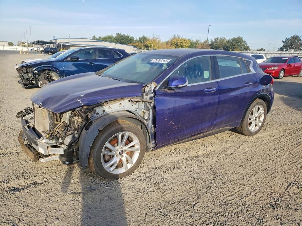 2018 INFINITI QX30