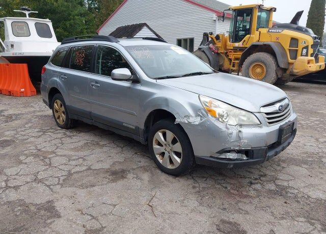 2012 SUBARU Outback