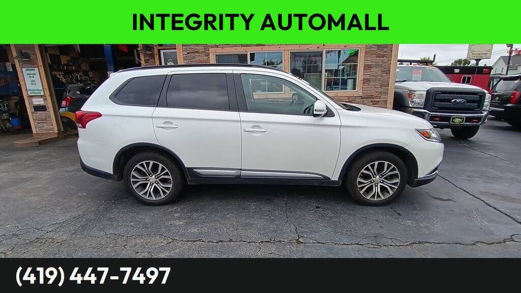 2016 MITSUBISHI Outlander