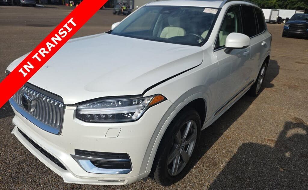 2024 VOLVO XC90