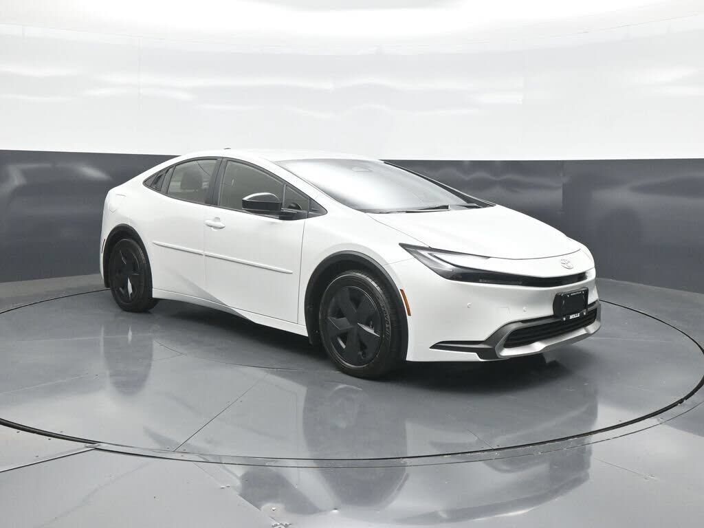 2026 TOYOTA Prius