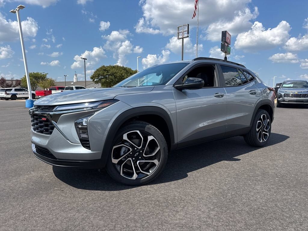 2026 CHEVROLET Trax