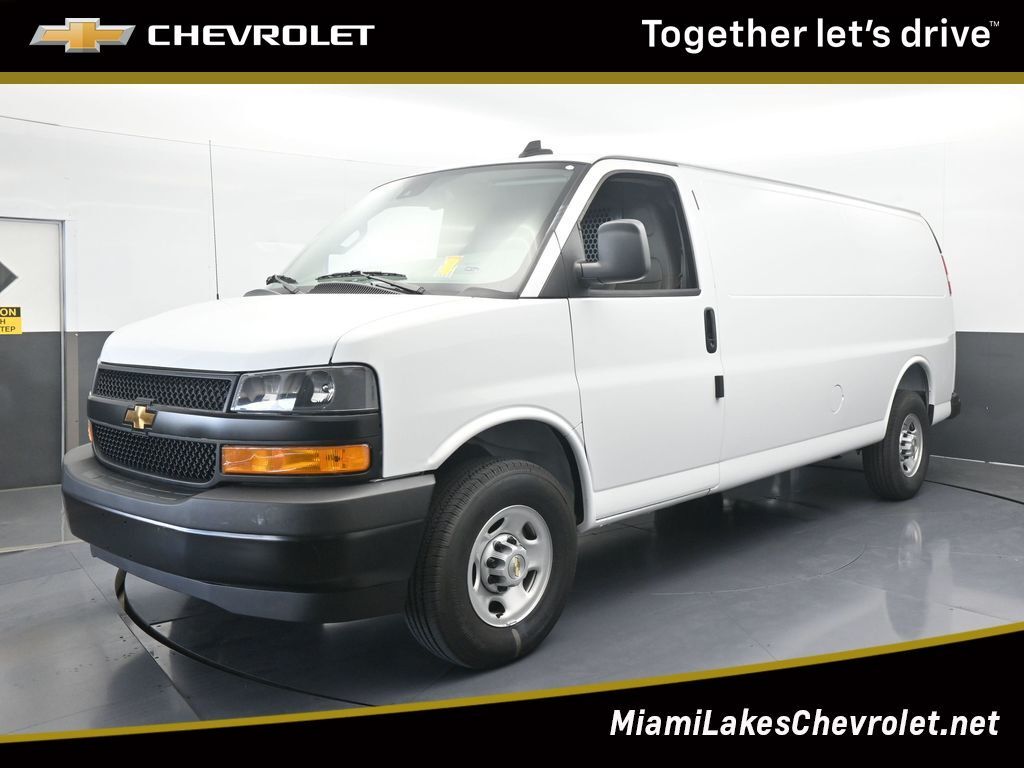 2025 CHEVROLET Express