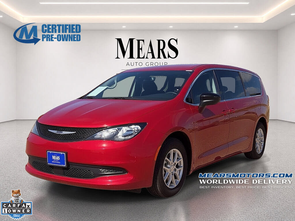 2024 CHRYSLER Voyager