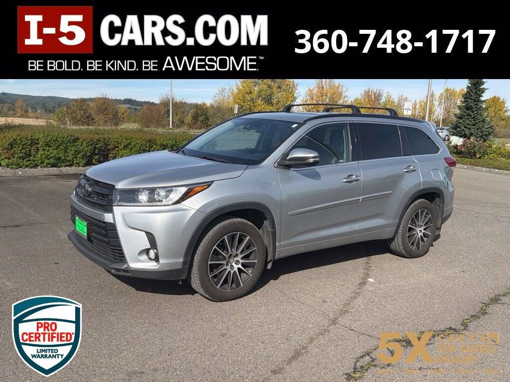 2017 TOYOTA Highlander
